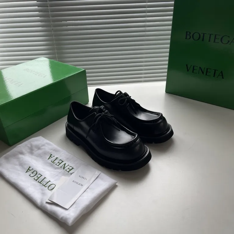 Bottega Veneta Shoe 